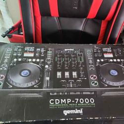 MIXER PROFESIONAL GEMINI CDMP-7000