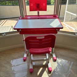Kid’s Desk & Chair Pink/White