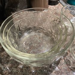 As glass Serving/mixing Bowls