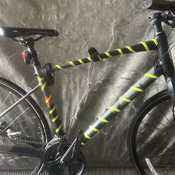 Marin Fairfax 2 aluminum bicycle 8 speed