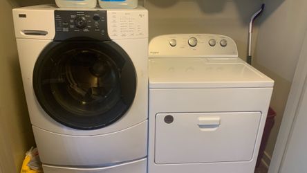 Kenmore Washer + Whirlpool Dryer Set – $200