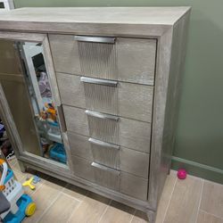 Gray Bureau Dresser With Mirror