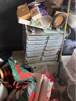 Art supply storage cart