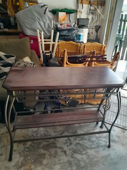 Wine Bar w/ 2 Stools