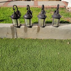 4 Lights. Price is for all