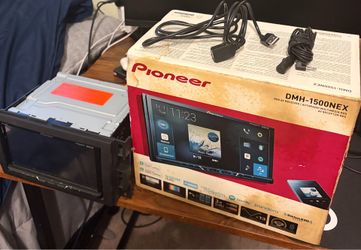 Pioneer 7’ Car Stereo Receiver DMH 1500NEX