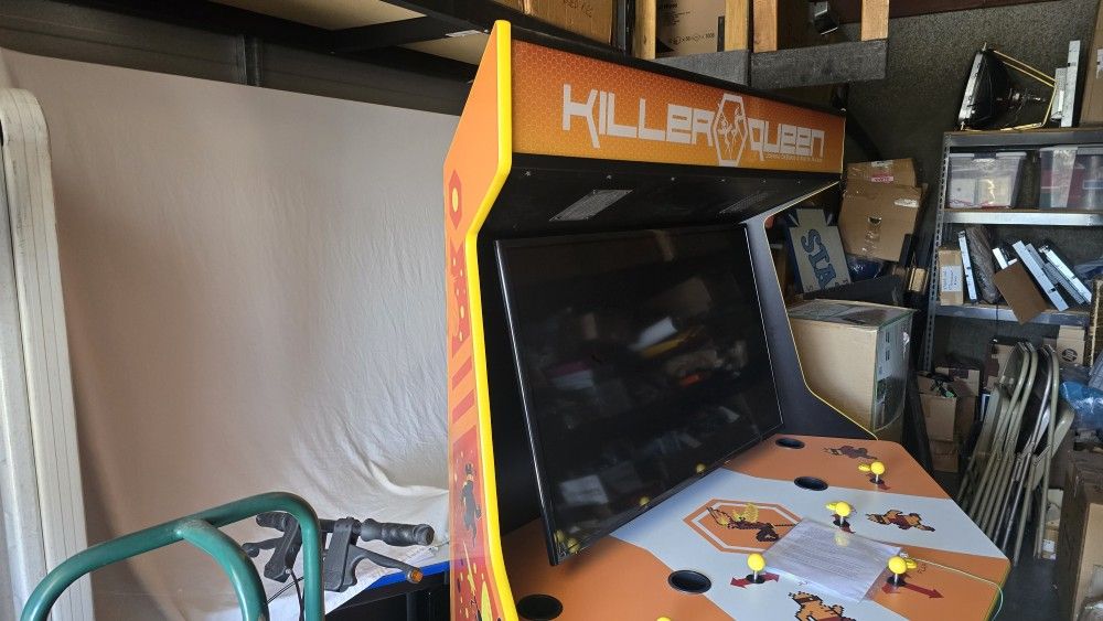 Bumblebear Games Killer Queen Video Arcade Game
