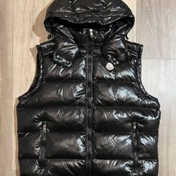 Moncler Men’s Size L/XL