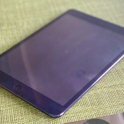 iPad Mini WiFi only A1432 (parts only)