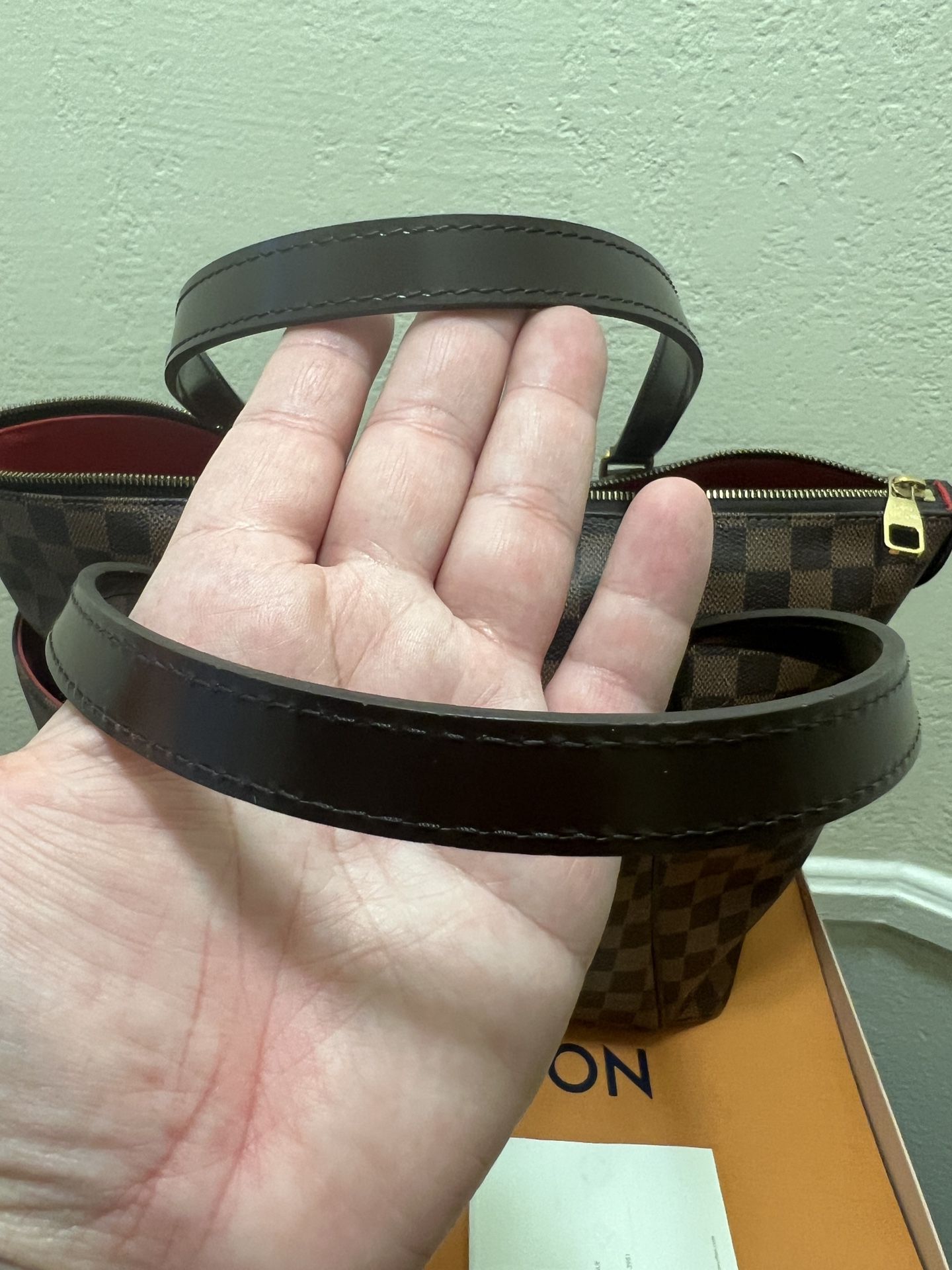 Authentic Louis Vuitton Totally MM for Sale in Torrance, CA - OfferUp