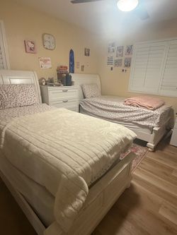 Kids room furniture - twin beds , mattress spring board and study table for sale