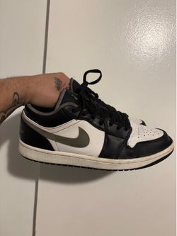 Men’s Jordan 1 Lows Size 10 Used But There Still In Good Condition Need Gone Asap Lmk!