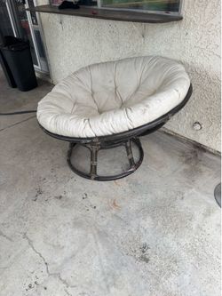 Papasan chair