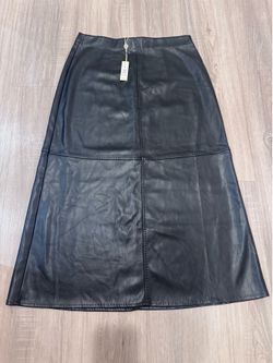 Max Studio London Black Faux Leather Midi Skirt – M – NWT