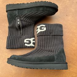 UGG Women's Classic 1105709 Black Knitted Side Zip Mid-Calf Winter Boots Size 6