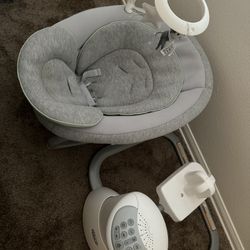 Gracie Soothe Baby Swing With Removable Rocker