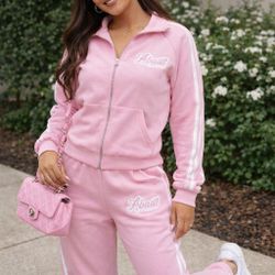 Jogging Suit 