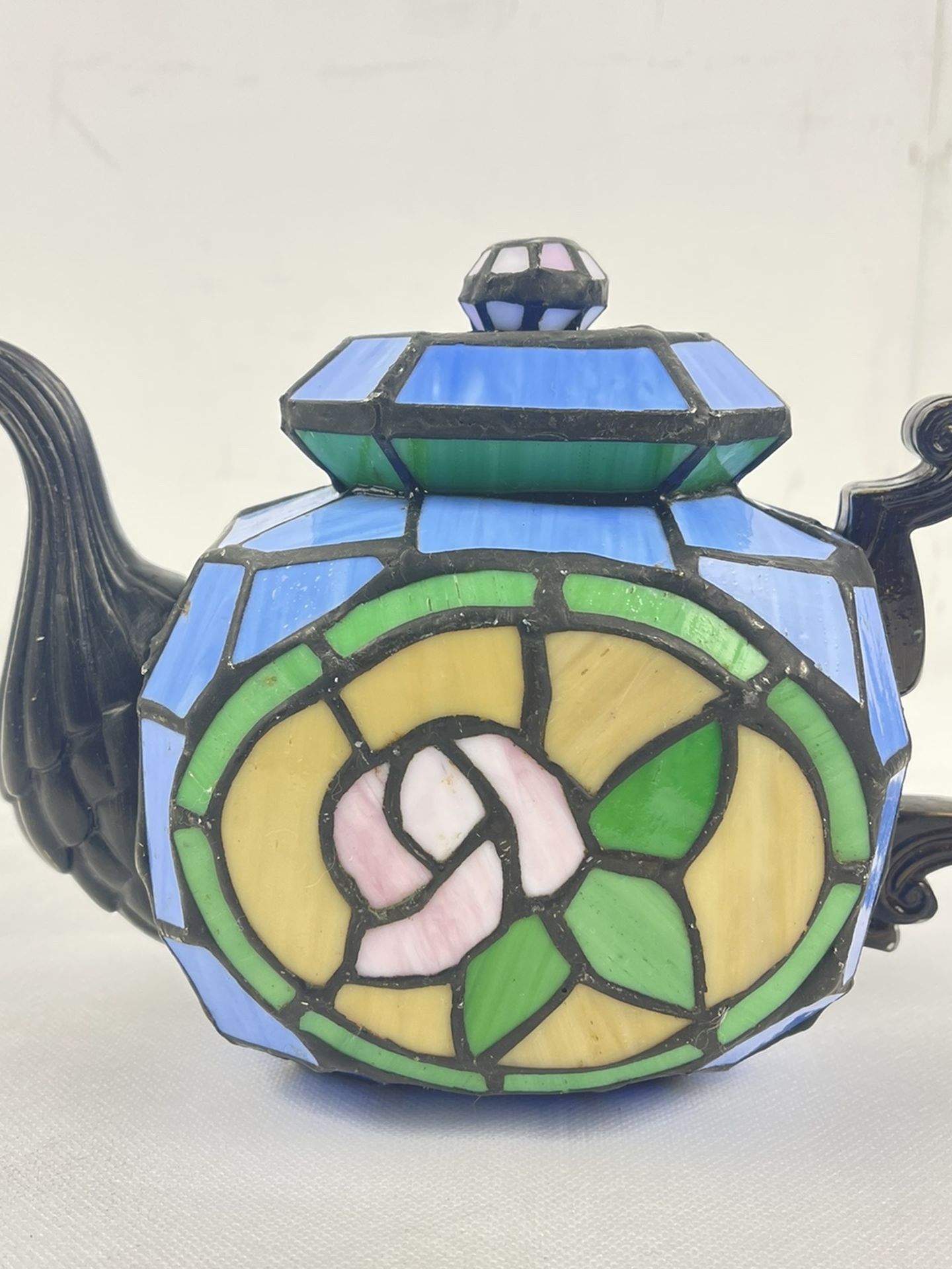 Stained glass Teapot / Vintage