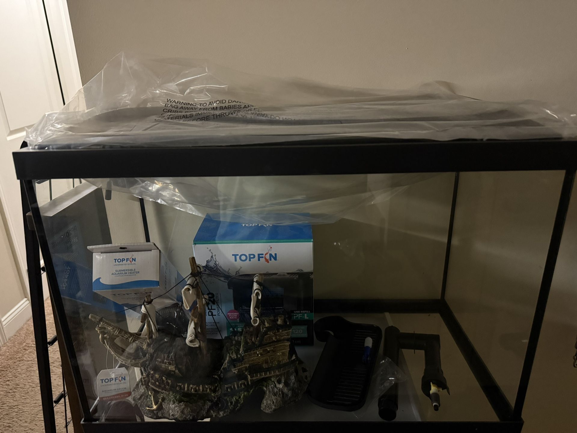 20 Gal Startup Kit Plus Ornament