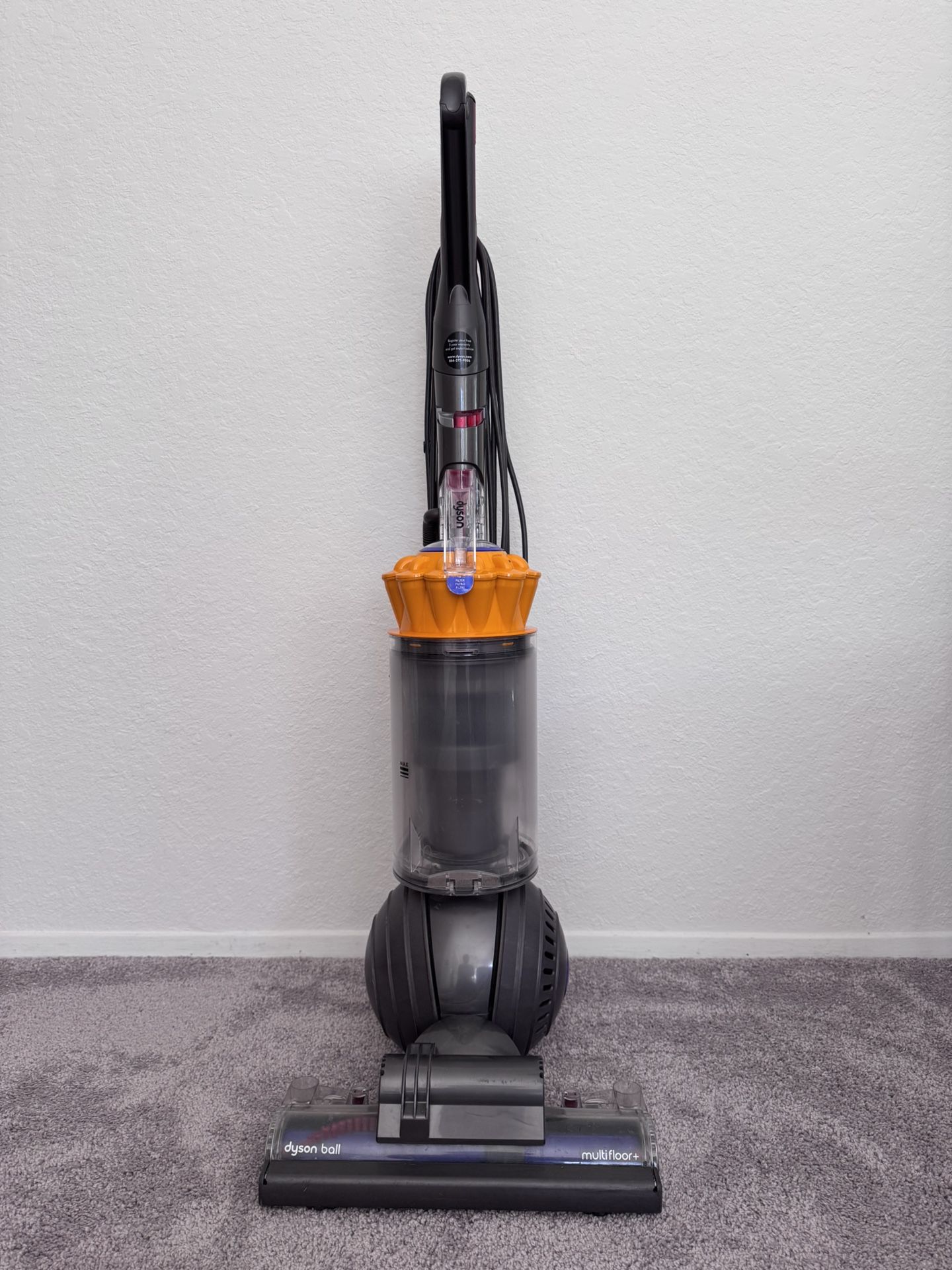 Test Dyson Big Ball Multifloor 2 Dyson Ball Multi Floor+ Vacuum Cleaner for Sale in San Diego, CA - OfferUp