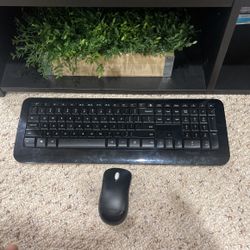 Wireless Keyboard and Mouse 