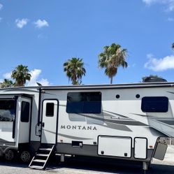 2020 Montana 3811MS fifth wheel  40ft  all season 3 slides  2 AC units 