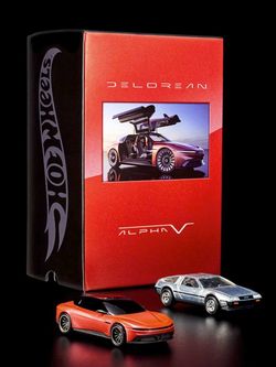 2023 Red Line Club RLC DeLorean | DMC-12 & Alpha5 Collector Set HRG98