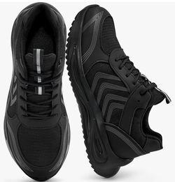 New men’s steel toe shoes size 10