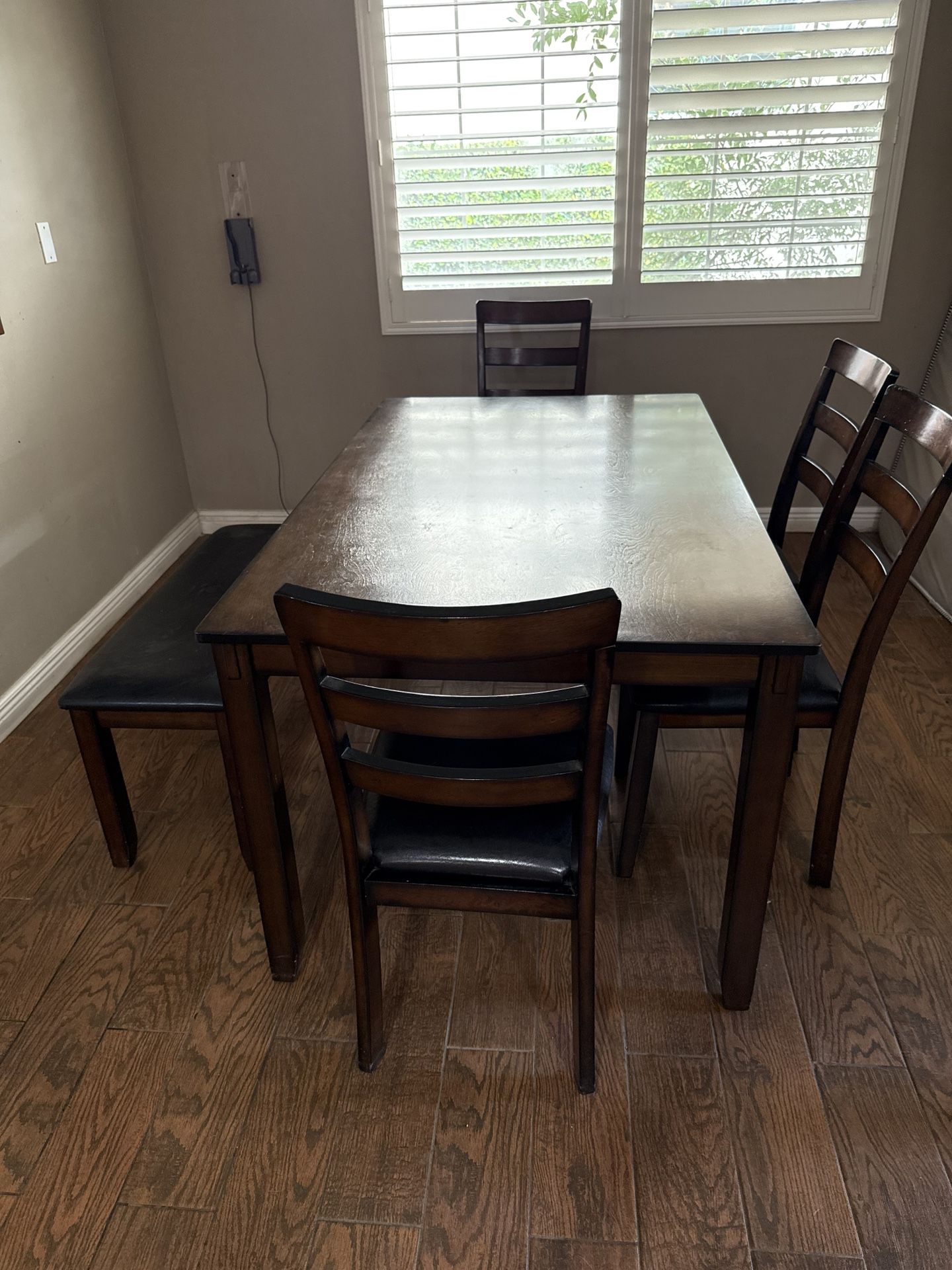 Wooden Dining Table Set