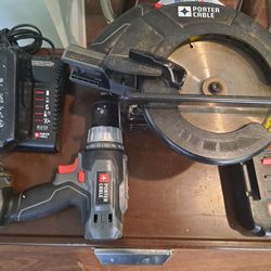 Power Tool Set w/Batteries