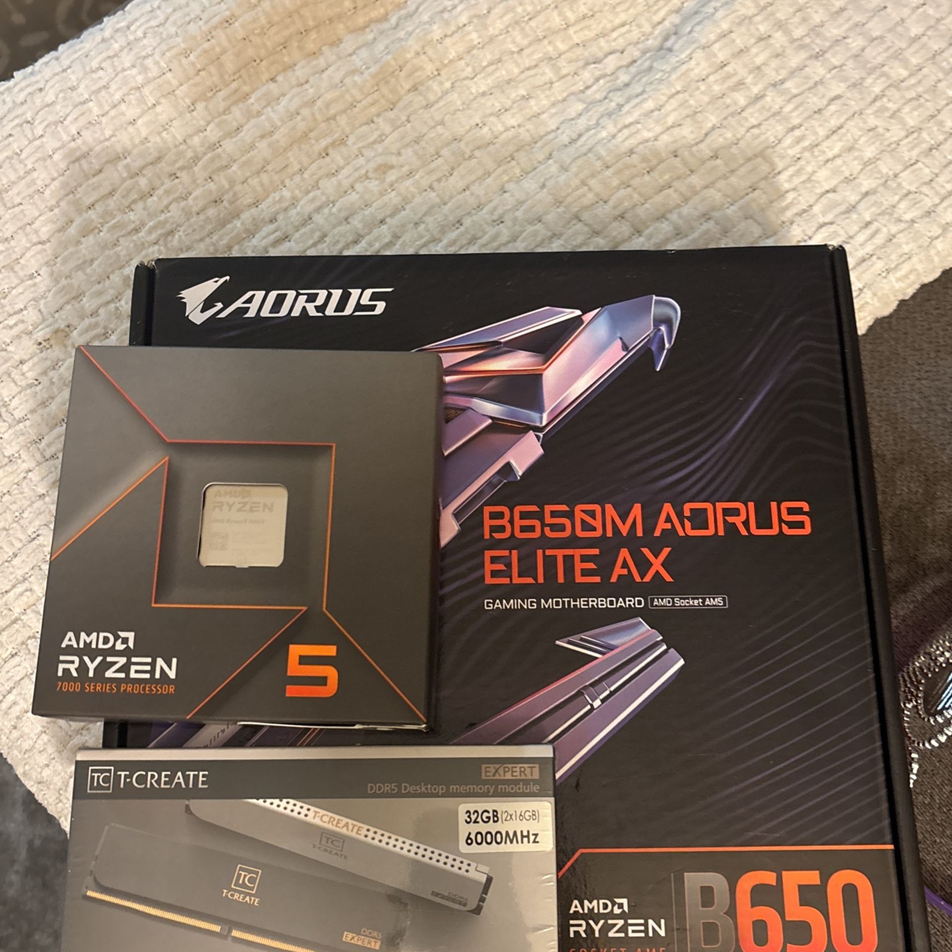 Ryzen 5 7600x , T Create Ddr5 , Aorus B650M Elite Ax Mother Board