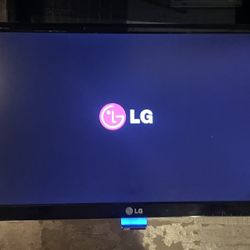 LG Flatron E2260VT LED Monitor 21.5" (No Power Adapter)