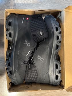 On Cloudrock 2 Waterproof Hiking Boots – Black – Size 12 – BRAND NEW