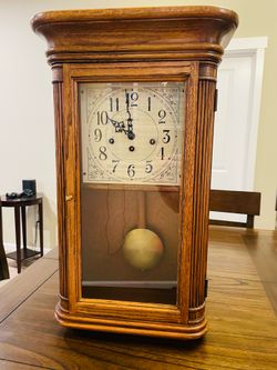 Howard Miller Sandringham 613-108 Oak Wall/Mantel Clock - Westminster Chimes - Fully Working + Key