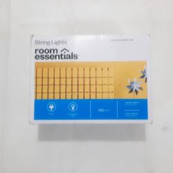 Outdoor Indoor String Lights with Incandescent Clear Bulbs By Room Essentials 