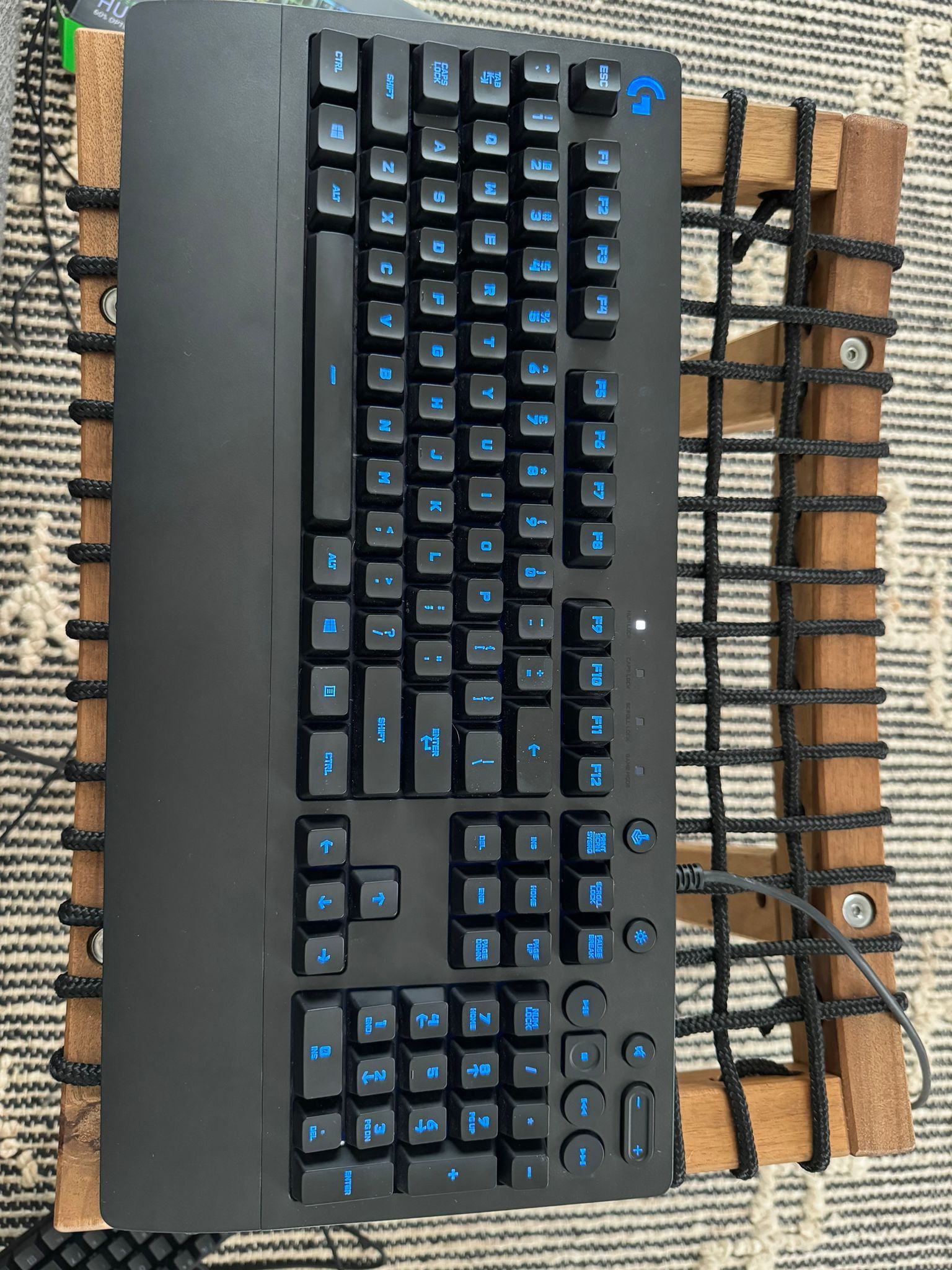 Keyboard Gaming Logitech G213