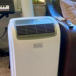 Black Decker 10,000 BTU Portable Air  Conditioner 
