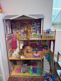 Girls doll house 5+ feet