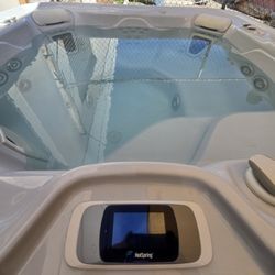 spa,jacuzzi, hot tub 