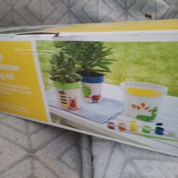 3 Piece Ceramic Planter Painting Kit