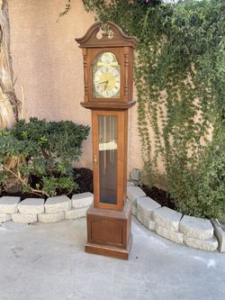 Howard Millar Grandmother Clock