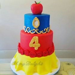 Customized cakes