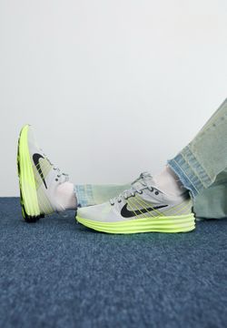 Nike lunar roam size 11 Men’s