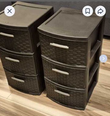 2 Storage Containers