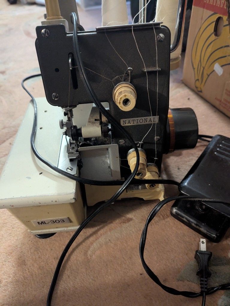 National Serger Model ML-303 Interlock Vtg Sewing Machine