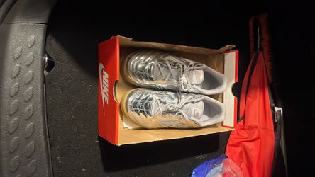 Nike Gato Level 8