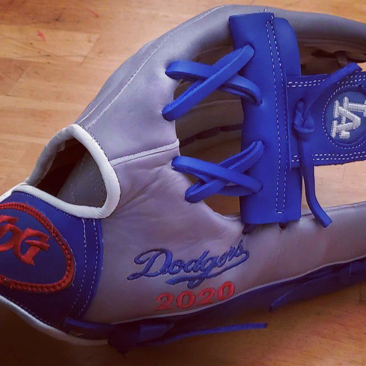 Los Angeles Dodgers Softball Glove 2020