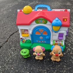 Fisher-Price Laugh & Learn Puppy's Activity Home