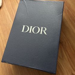 Dior b30s NEW NEED GONE