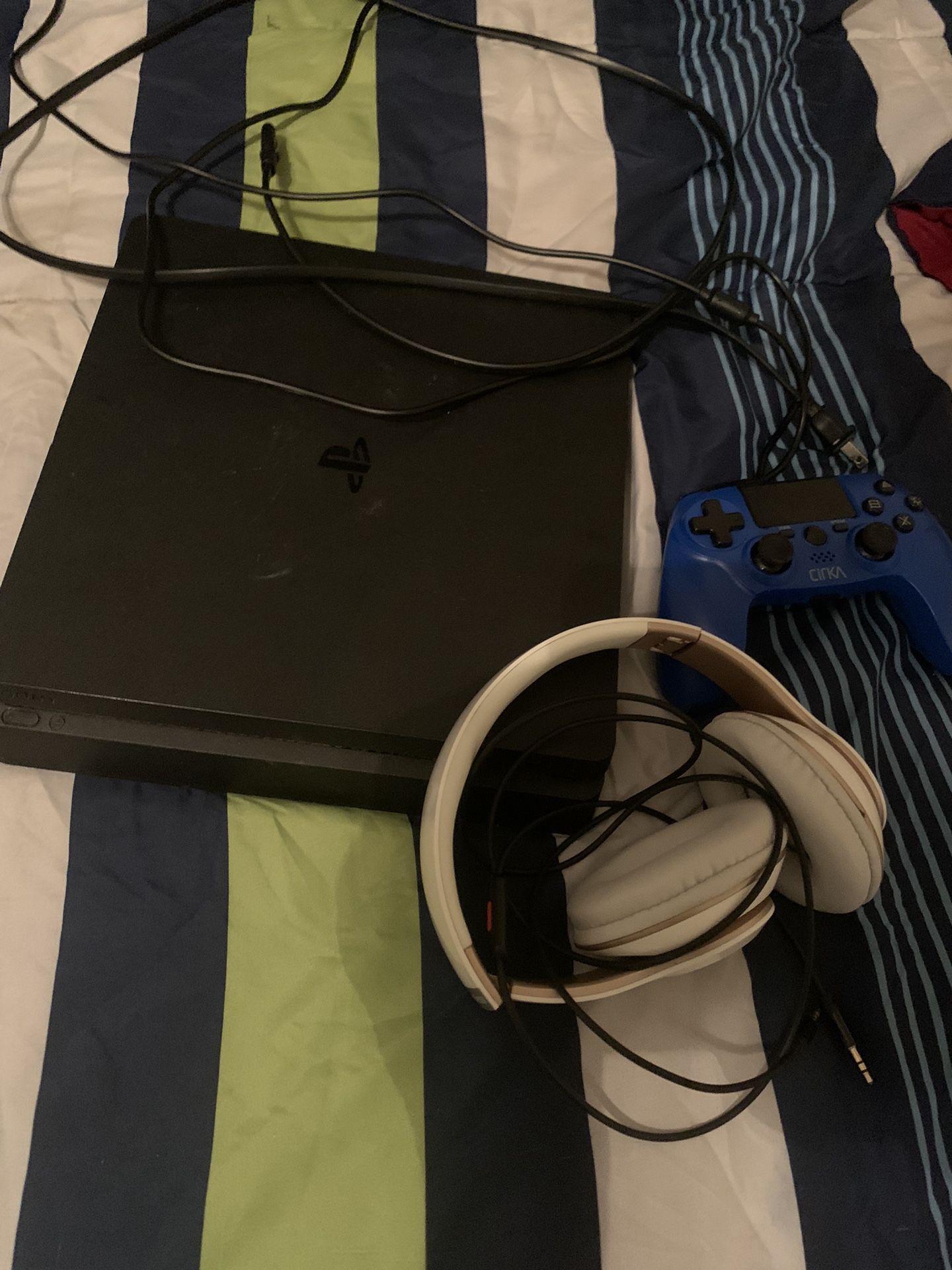 Headset PS4 Slim And Controller 